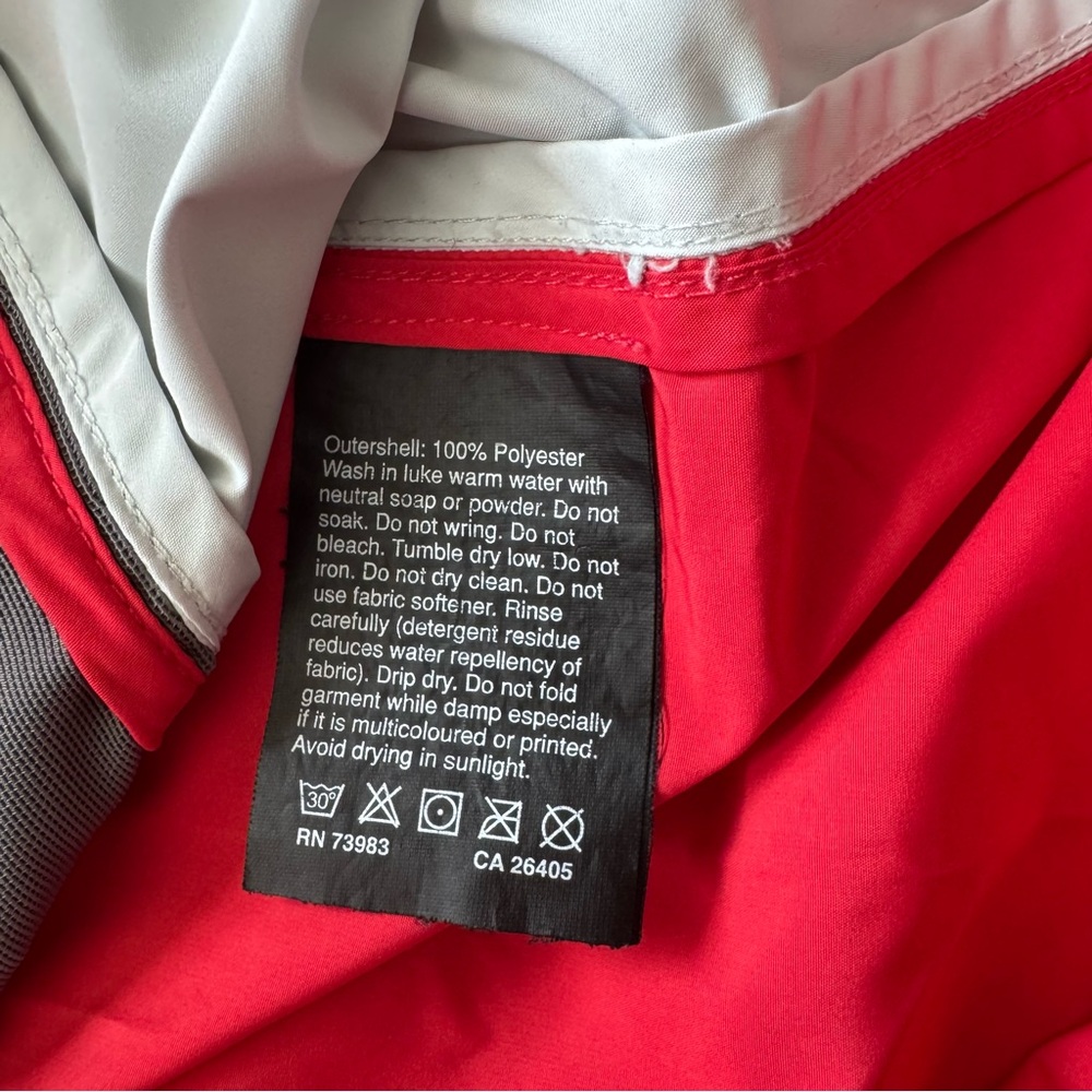 Helly Hansen Red Lightweight Packable Windbreaker… - image 8